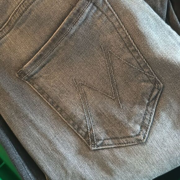 Women's Gray MOTHER Jeans - Size 27 - NWOT - The Swooner - Skinny High Waist - Picture 9 of 9